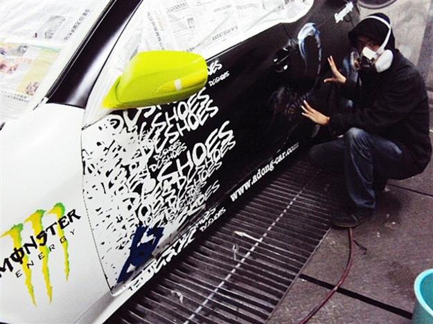 老玩涂的插畫汽車藝術涂裝